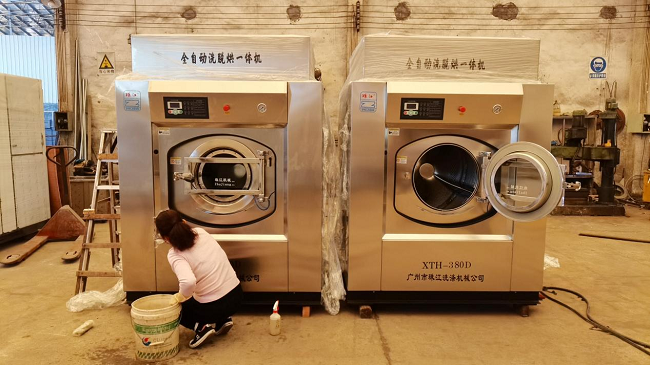 嘉興市陽(yáng)光大酒店工業(yè)用洗衣機(jī)