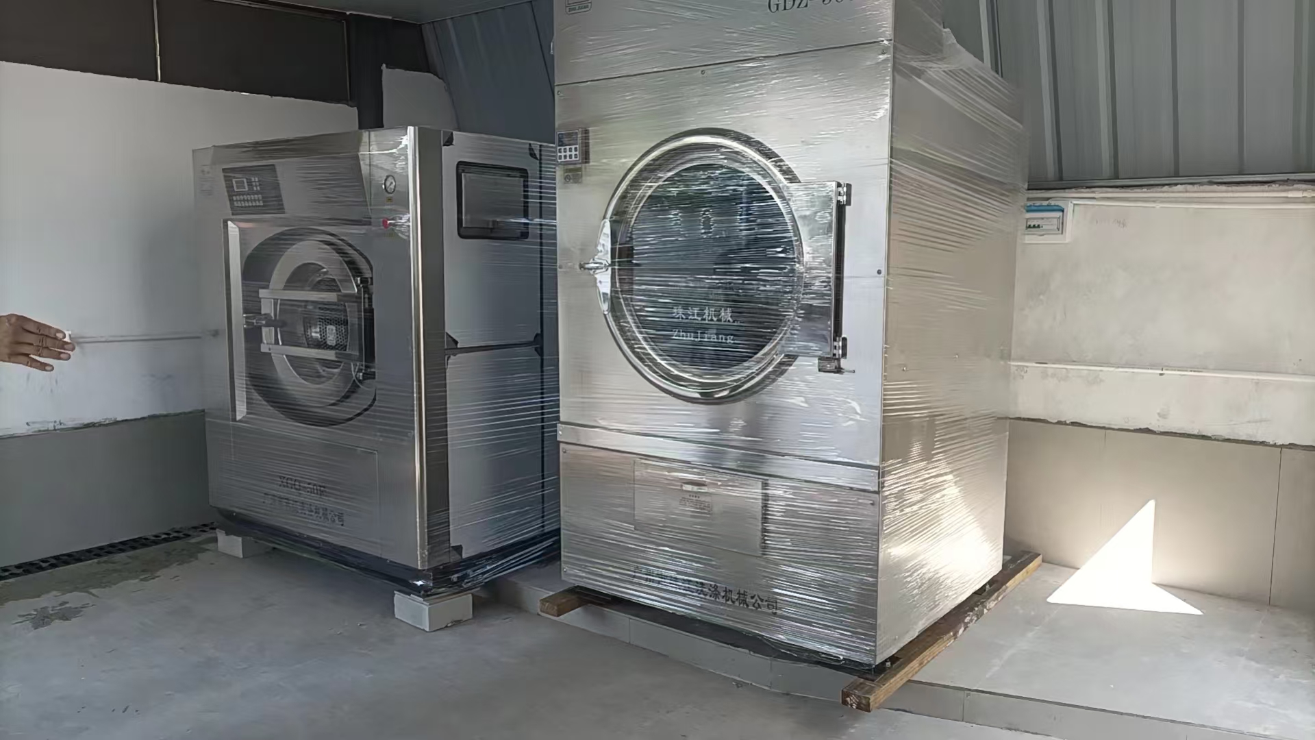高效節(jié)能、品質(zhì)保障的廣州賓館工業(yè)用洗衣機(jī)XTH-380D
